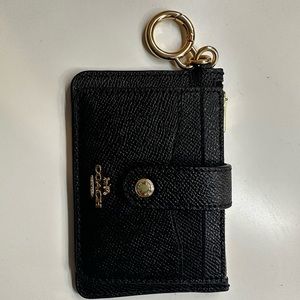 SOLD 🚫 Coach Attachment Card Case